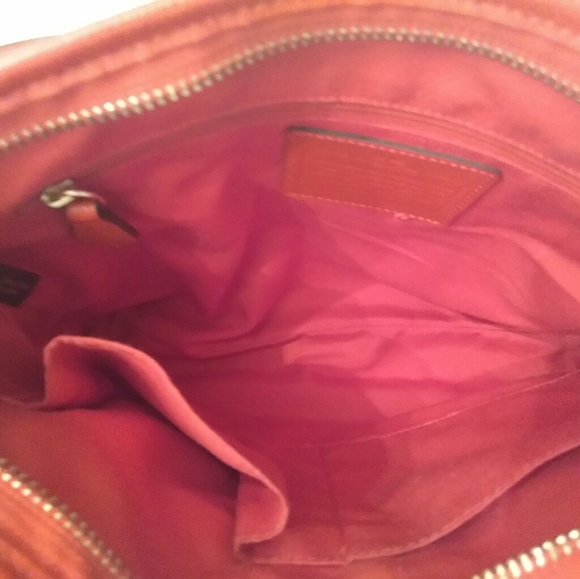 Authentic Coach - Picture 4 of 4